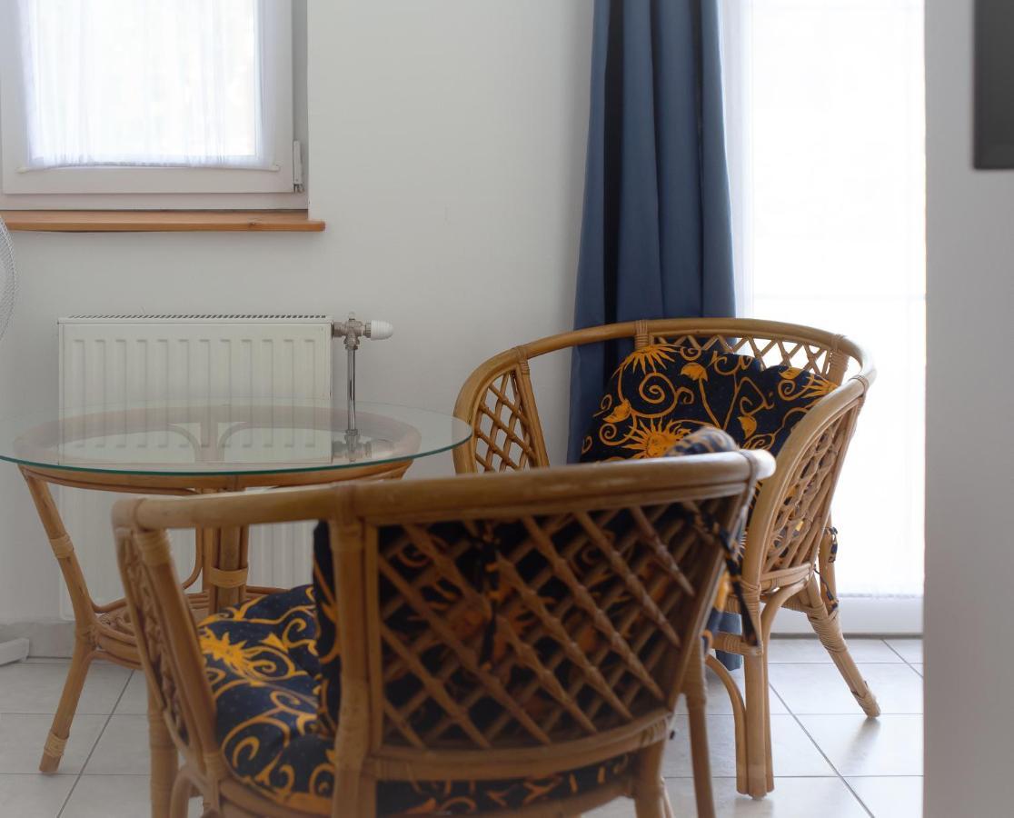 Hotel Platan Zamárdi Екстериор снимка