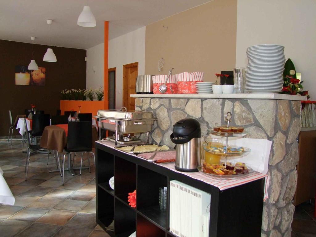 Hotel Platan Zamárdi Екстериор снимка