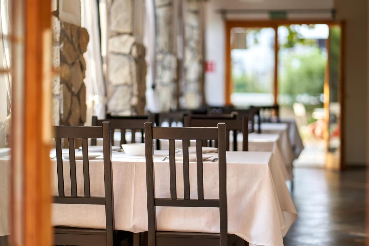 Hotel Platan Zamárdi Екстериор снимка